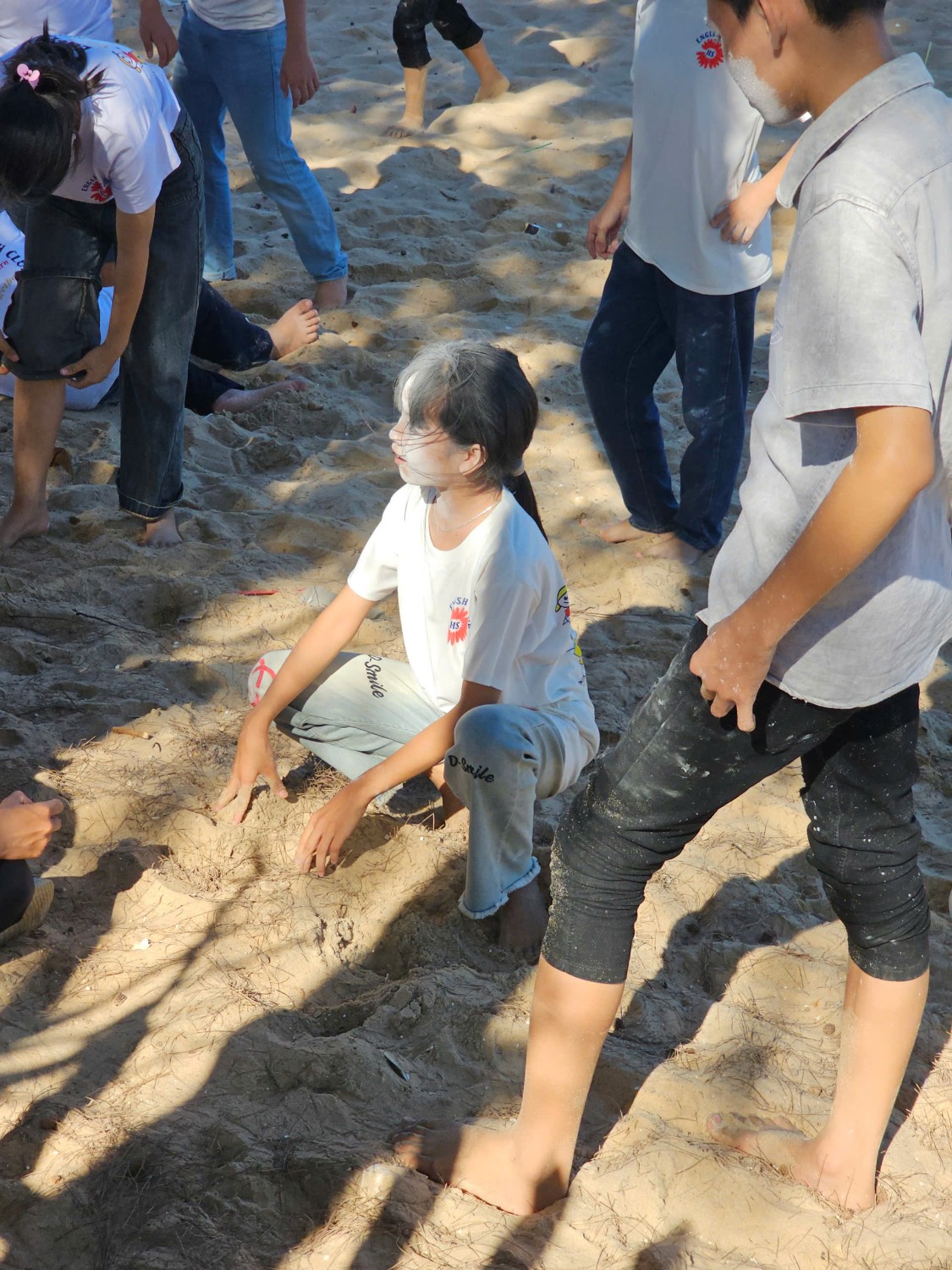 Sinh hoạt dã ngoại CLB Tiếng Anh 2024 - 2025