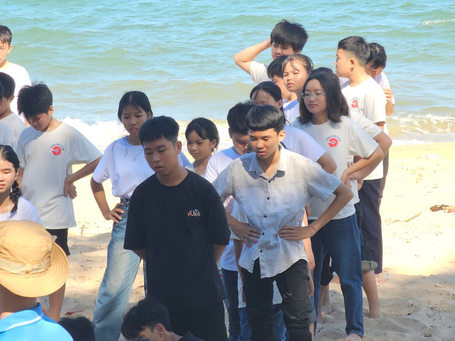 Sinh hoạt dã ngoại CLB Tiếng Anh 2024 - 2025