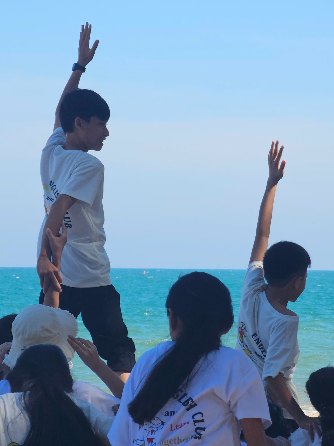 Sinh hoạt dã ngoại CLB Tiếng Anh 2024 - 2025