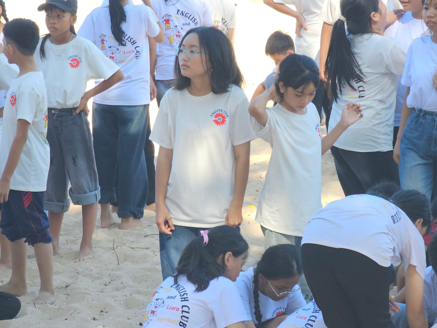 Sinh hoạt dã ngoại CLB Tiếng Anh 2024 - 2025