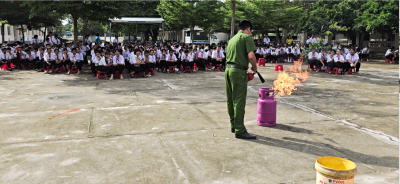 Tập huấn PCCC năm học 2024-2025