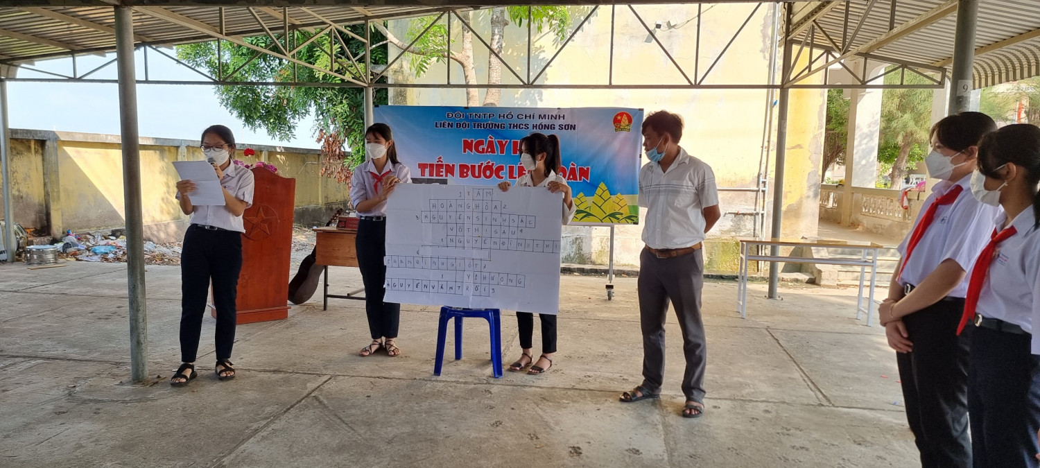 Tiến bước lên đoàn (12)