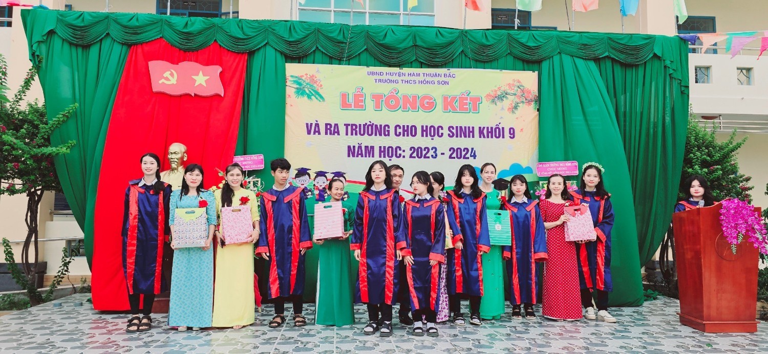 Lễ ra trường của HS Lớp 9, Năm học: 2023 - 2024