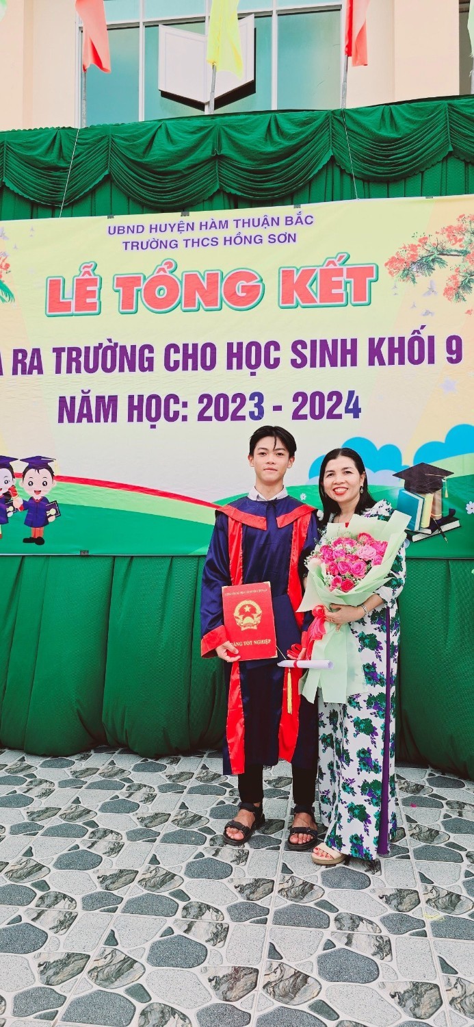 Lễ ra trường của HS Lớp 9, Năm học: 2023 - 2024