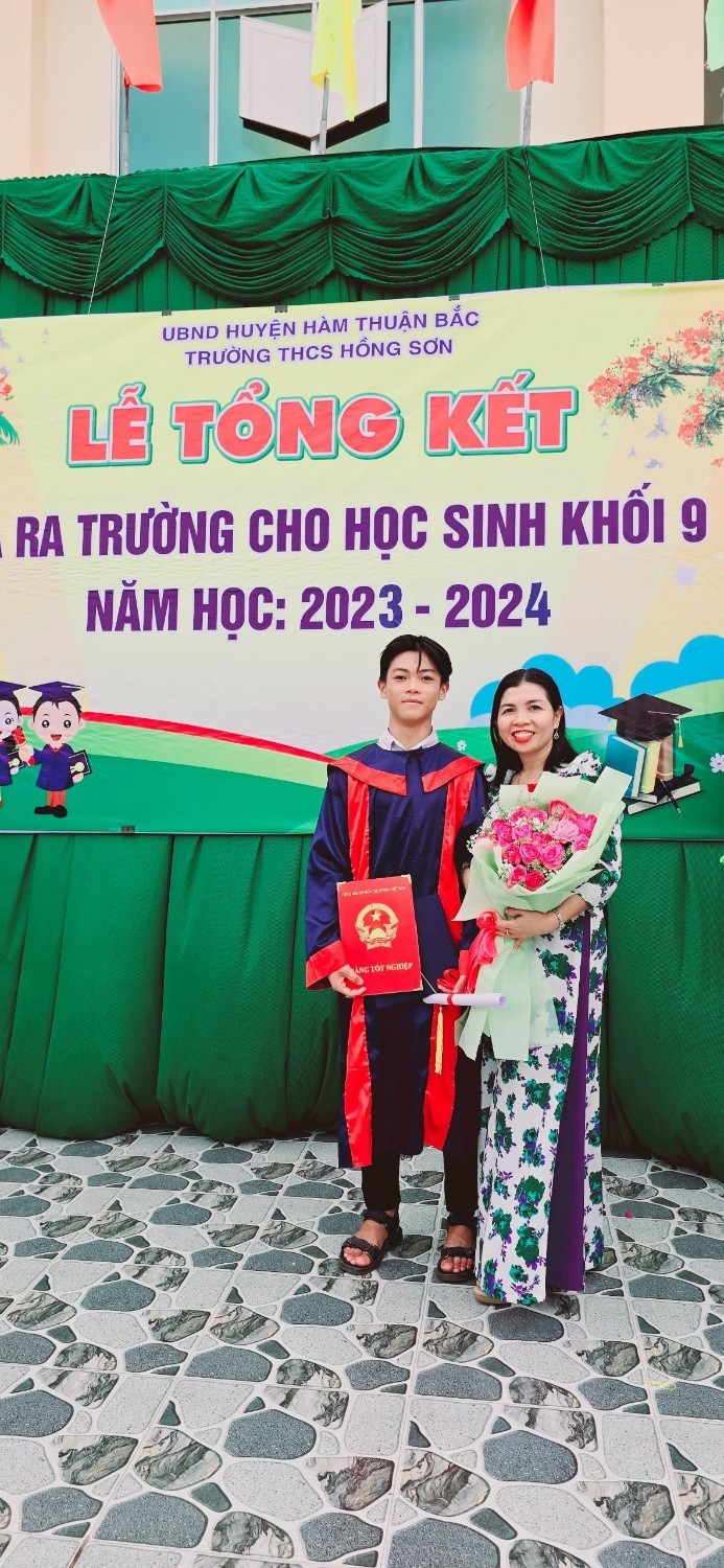 Lễ ra trường của HS Lớp 9, Năm học: 2023 - 2024