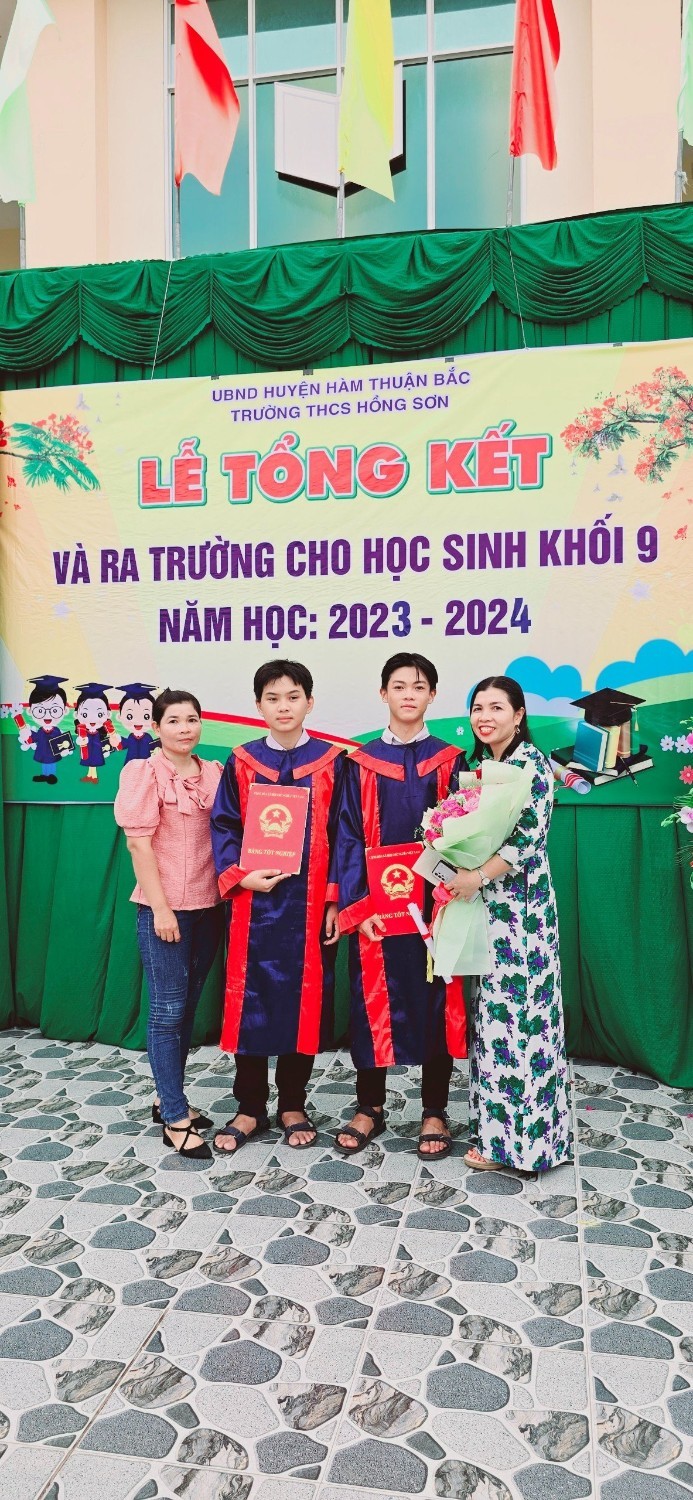 Lễ ra trường của HS Lớp 9, Năm học: 2023 - 2024