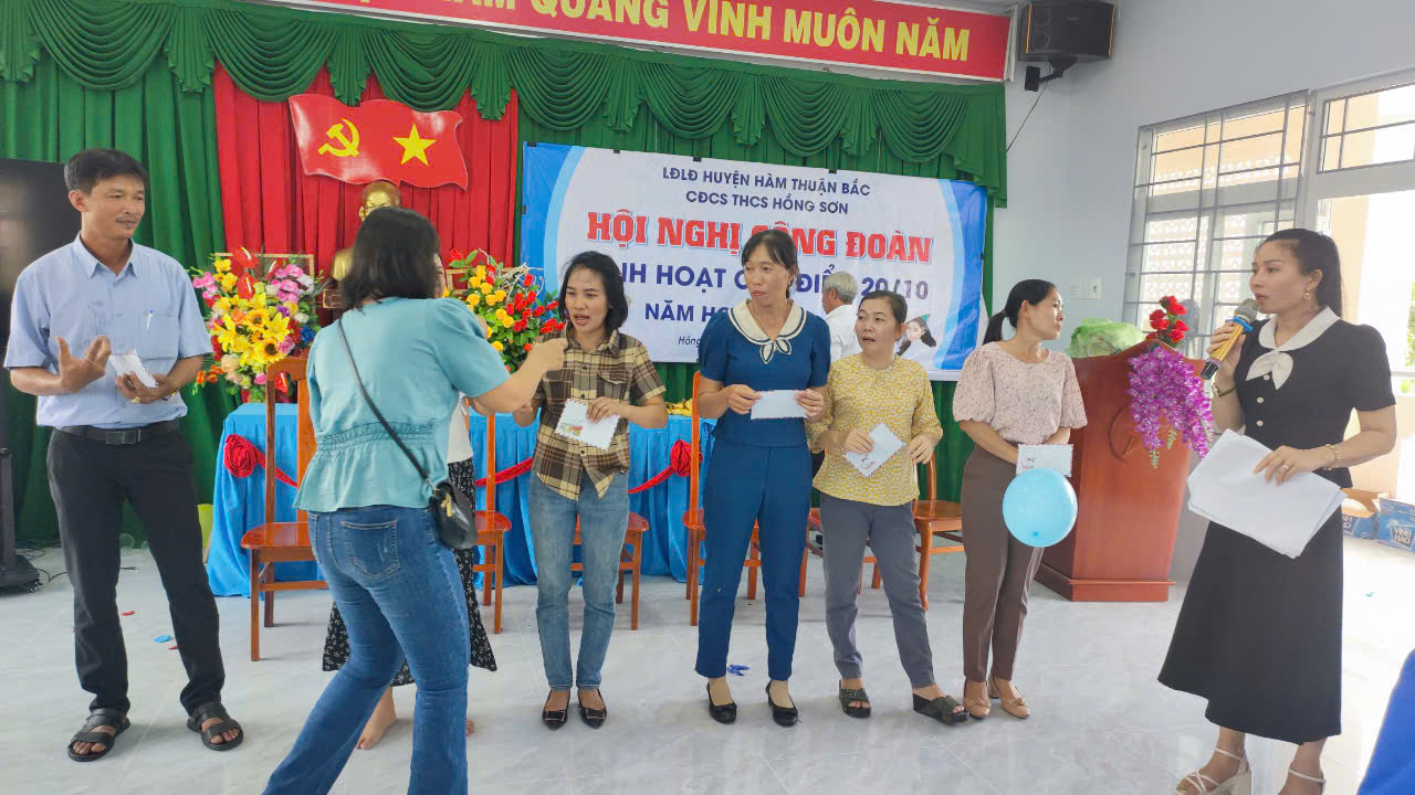 Sinh hoạt chủ điểm 20/10/2024