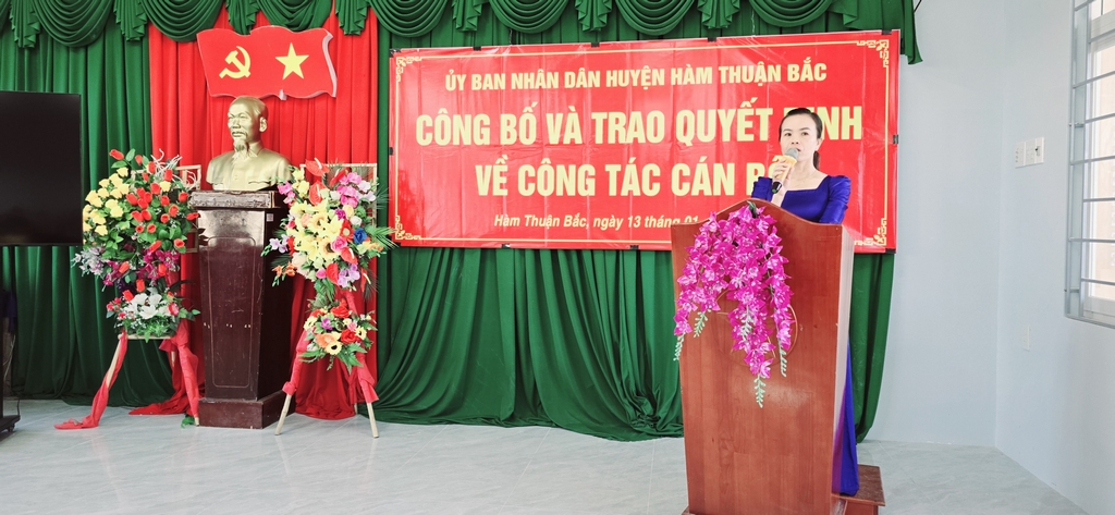 Lễ Công bố QĐ về công tác cán bộ, năm học: 2024 - 2025