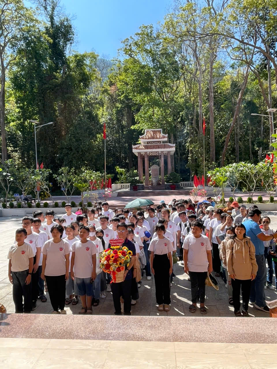 Hành trình về nguồn năm học 2024 - 2025
