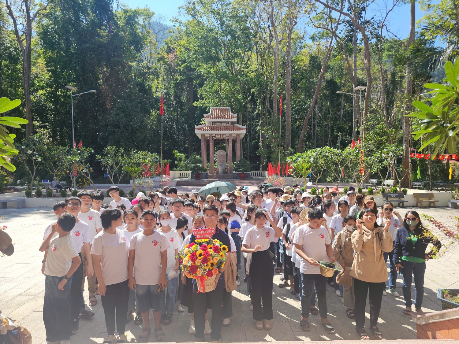 Hành trình về nguồn năm học 2024 - 2025