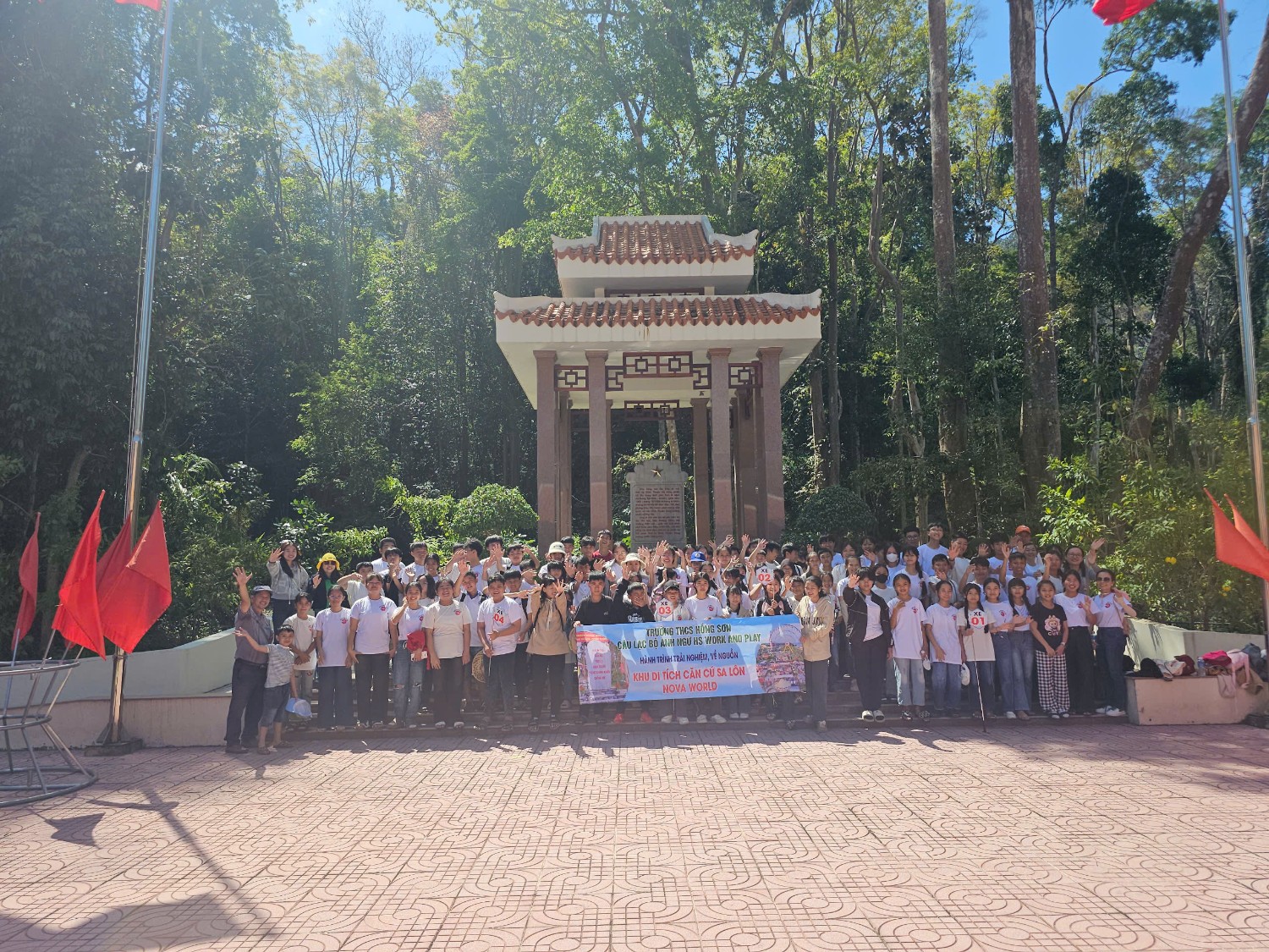 Hành trình về nguồn năm học 2024 - 2025