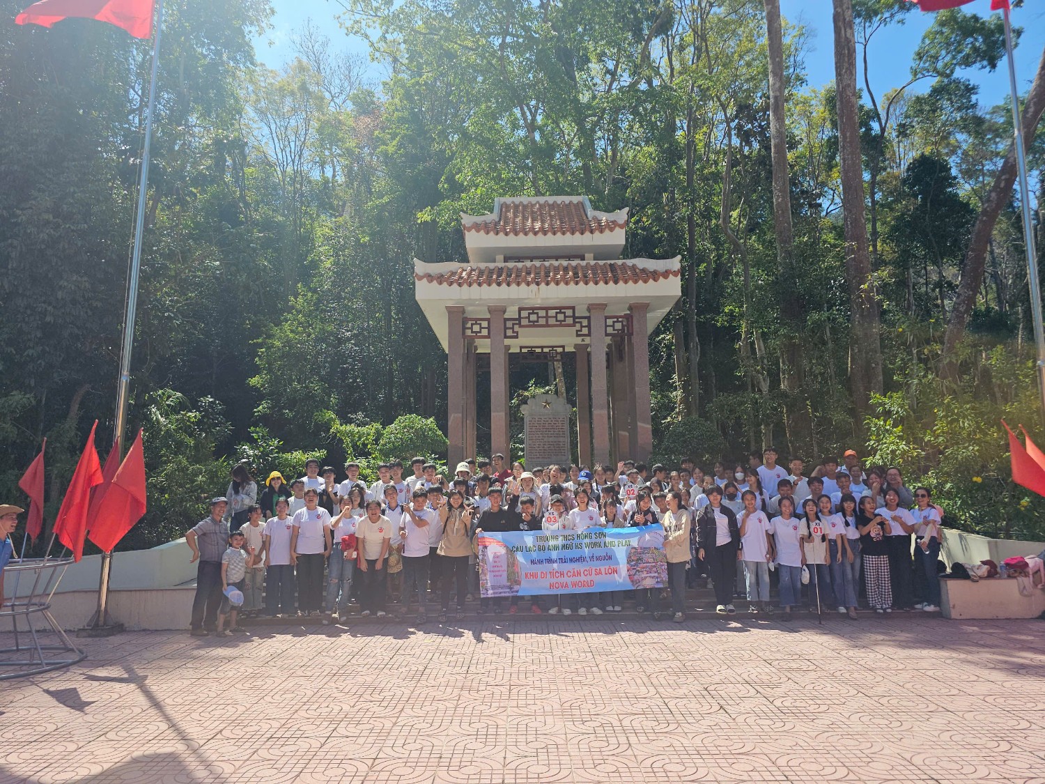 Hành trình về nguồn năm học 2024 - 2025