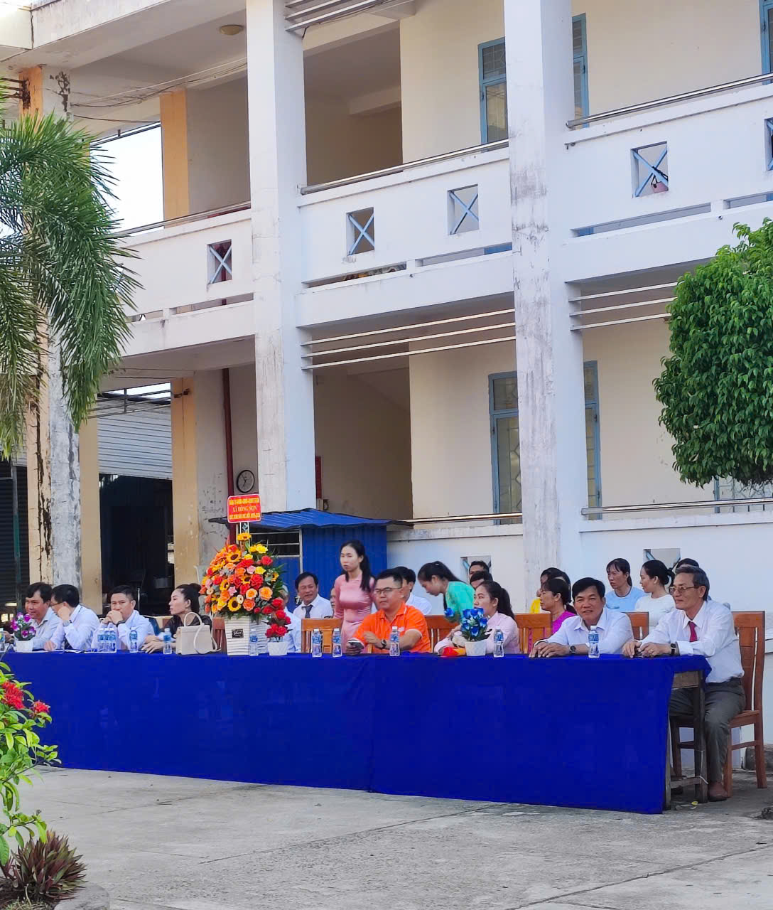 Khai-giang-25-26-54.jpg