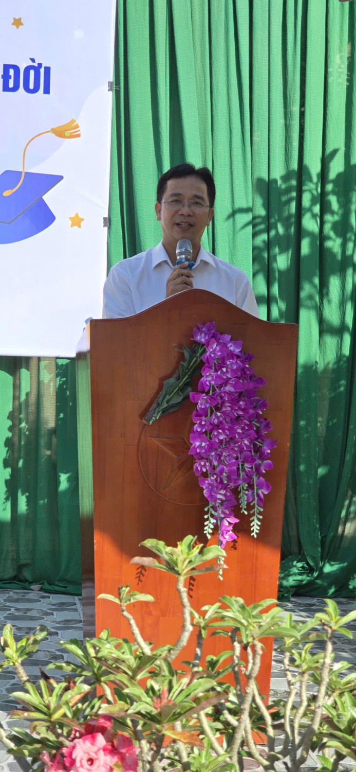 Tuan-le-hoc-tap-suot-doi-2-1.jpg